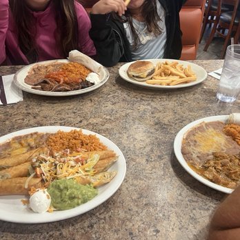 Mi Casa Mexicana - Yummy food for the entire family - Mexican Near Me - Anaheim, California Mi Casa Mexicana - Yummy food for the entire family - Mexican Near Me - Anaheim, California