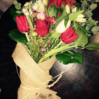 Flowers For Dreams - 2017 Valentine's Bouquet - Florists Near Me - Chicago, Illinois Flowers For Dreams - 2017 Valentine's Bouquet - Florists Near Me - Chicago, Illinois