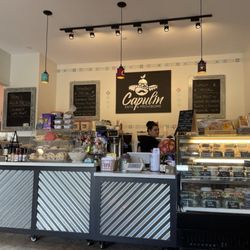 Capulin Eats & Provisions - Counter to order and food to go