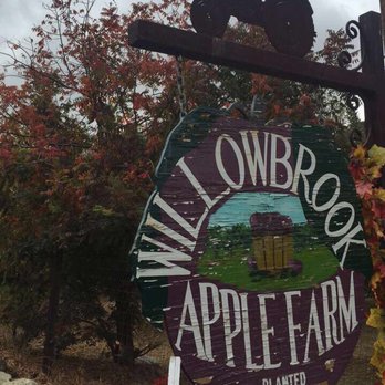 Willowbrook Apple Farm - Pick Your Own Farms Near Me - Oak Glen, California Willowbrook Apple Farm - Pick Your Own Farms Near Me - Oak Glen, California