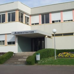 Faculté des Sciences et Techniques - IUT