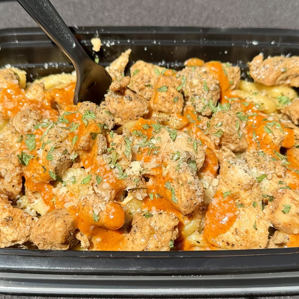 Noodle Cone - Garlic noodles with chicken - Food Trucks Near Me