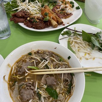 Pho Que Huong - Combination beef pho - Vietnamese Near Me - Honolulu, Hawaii Pho Que Huong - Combination beef pho - Vietnamese Near Me - Honolulu, Hawaii