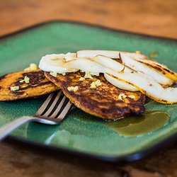 Taste Your Roots - Gluten free ginger pear pancakes