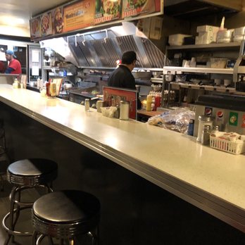 Paulo & Suzanne - Diners Near Me - Montreal, Quebec Paulo & Suzanne - Diners Near Me - Montreal, Quebec