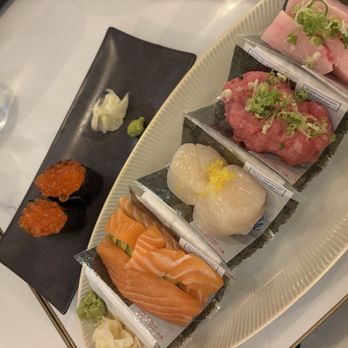 Mikado - Hand roll set - Sushi Bars Near Me - New York, New York