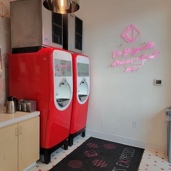 Beignets Expressed - Drink station - Desserts Near Me - Anaheim, California Beignets Expressed - Drink station - Desserts Near Me - Anaheim, California