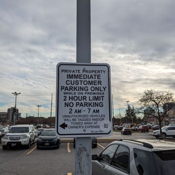 Markham Town Square - Parking details - Shopping Centers Near Me - Markham, Ontario