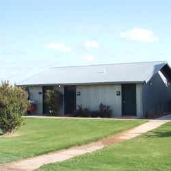 Ole Towne Cotton Gin Rv Park - Bath and Laundry house