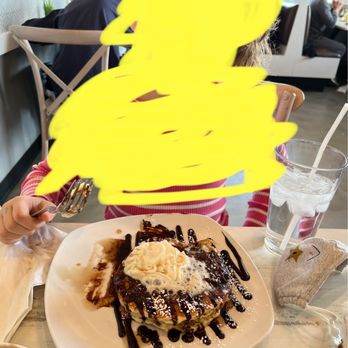 SYRUP - St Charles - Kids menu chocolate chip pancakes - Breakfast & Brunch Near Me - St. Charles, Illinois SYRUP - St Charles - Kids menu chocolate chip pancakes - Breakfast & Brunch Near Me - St. Charles, Illinois