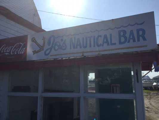 Jo's Nautical Bar by null