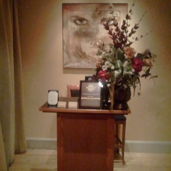 Michaelangelo's - Foyer - Italian Near Me - Cleveland, Ohio Michaelangelo's - Foyer - Italian Near Me - Cleveland, Ohio