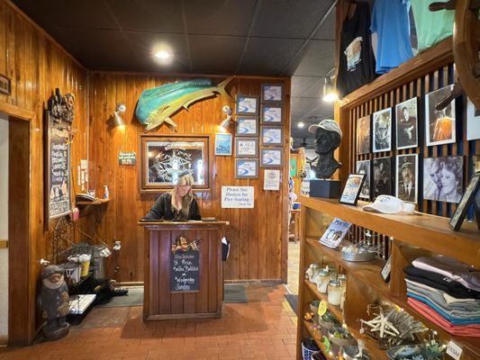 Hieronymus Seafood Restaurant & Oyster Bar by null