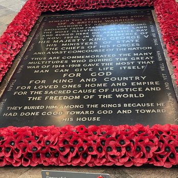 Westminster Abbey - Grave of the unknown warrior - Churches Near Me - London, XGL Westminster Abbey - Grave of the unknown warrior - Churches Near Me - London, XGL