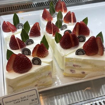 Paris Baguette - 3/2024 Delicious and beautifully presented bakery (or delli) selections (my favorite cake-slice of their strawberry cream) - Coffee & Tea Near Me - Irvine, California