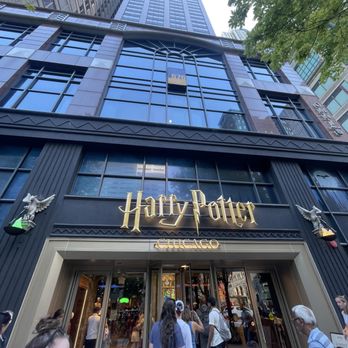 Harry Potter Shop - Toy Stores Near Me - Chicago, Illinois
