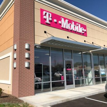 T-Mobile - Store Front - Mobile Phones Near Me - Columbia, Tennessee T-Mobile - Store Front - Mobile Phones Near Me - Columbia, Tennessee