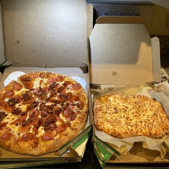 Marco's Pizza - Pepperoni and bacon pizza with breadsticks with cheese sauce for dipping - Pizza Near Me - Westfield, Indiana Marco's Pizza - Pepperoni and bacon pizza with breadsticks with cheese sauce for dipping - Pizza Near Me - Westfield, Indiana