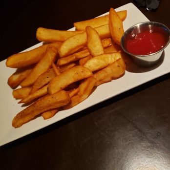 Nona Blue Modern Tavern - Steak Fries - Bars Near Me - Orlando, Florida
