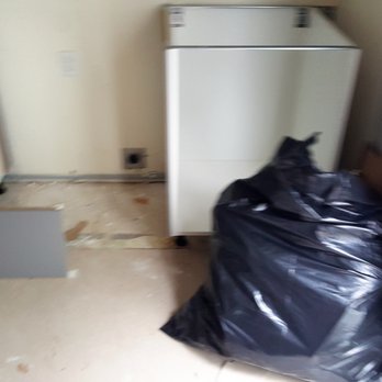 Probuild Creations - Trash and debris all over a non functional kitchen.  Left for the homeowner to address. - Cabinetry Near Me - Cartersville, Georgia