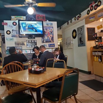 Molly's Cafe - Seats in the back - Breakfast & Brunch Near Me - San Bernardino, California Molly's Cafe - Seats in the back - Breakfast & Brunch Near Me - San Bernardino, California