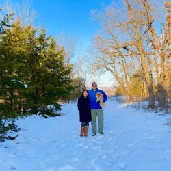 Riverview RV Park - Tranquil trails ideal for an unforgettable hike with your loved one.
