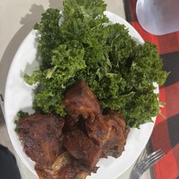 BBQ Seitan and kale salad