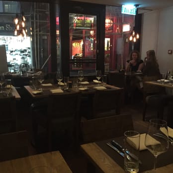 Craftsteak - Classic steakhouse décor - British Near Me - Hong Kong, HK