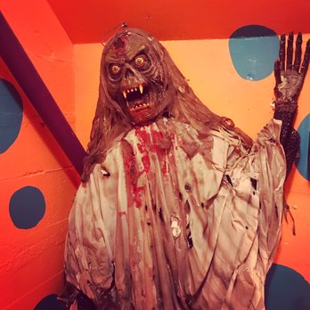Freakybuttrue Peculiarium - This greeted me in the restroom - Museums Near Me - Portland, Oregon
