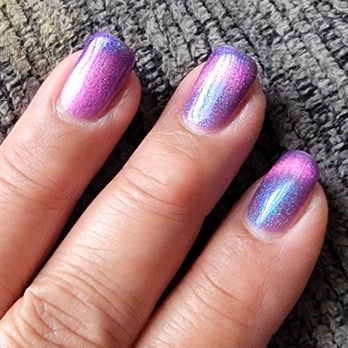 Moon Nails - Purple and pink cat eye gel - Nail Salons Near Me - Ewa Beach, Hawaii Moon Nails - Purple and pink cat eye gel - Nail Salons Near Me - Ewa Beach, Hawaii