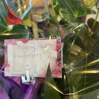 Buss Flower Shop - Florists Near Me - Libertyville, Illinois Buss Flower Shop - Florists Near Me - Libertyville, Illinois