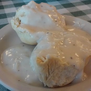 Pine Country Restaurant - Biscuit and gravy - Breakfast & Brunch Near Me - Williams, Arizona