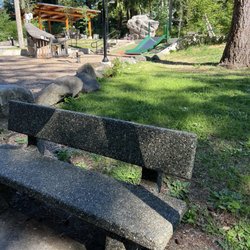 Suquamish Park - Covered picnic area with three tables