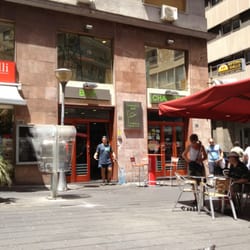 Charlie's Bar - The only bar I found in Naples to have a free Wi-Fi