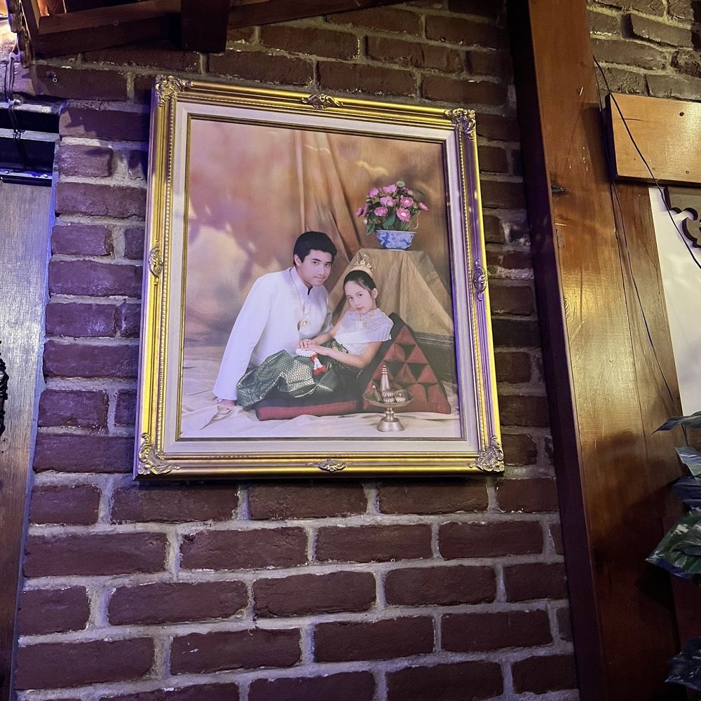 Bangkok West - Decor - Thai Near Me - Aptos, California Bangkok West - Decor - Thai Near Me - Aptos, California