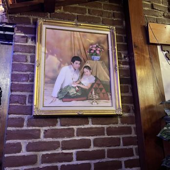 Bangkok West - Decor - Thai Near Me - Aptos, California