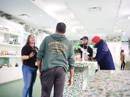 Green Rose Dispensary by null