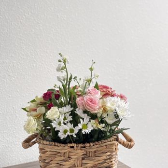 Abode Floral - Floral Designers Near Me Abode Floral - Floral Designers Near Me