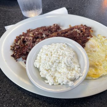 Paul's Pantry - 13. Corn Beef Hash and eggs - Breakfast & Brunch Near Me - Mission Viejo, California Paul's Pantry - 13. Corn Beef Hash and eggs - Breakfast & Brunch Near Me - Mission Viejo, California