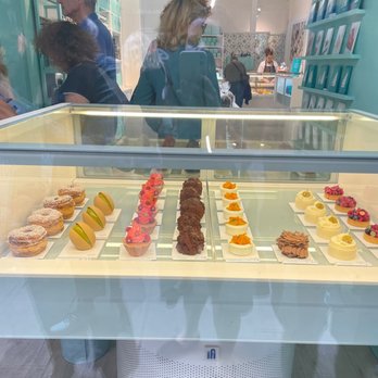Pastelería Hofmann - Pastries - Desserts Near Me - Barcelona, B Pastelería Hofmann - Pastries - Desserts Near Me - Barcelona, B