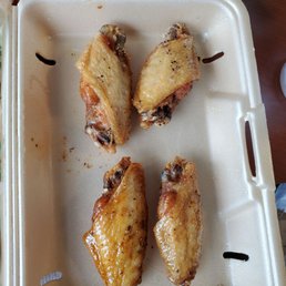 Order of Louisiana Rub and Lemon Pepper but u can't tell the difference.