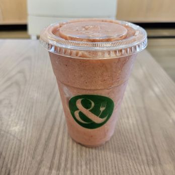 Crisp & Green - Strawberry Sunrise smoothie - Salad Near Me - Lakewood, Colorado Crisp & Green - Strawberry Sunrise smoothie - Salad Near Me - Lakewood, Colorado
