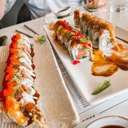 Burger and Sushi House-Ottawa - Kamikaze roll