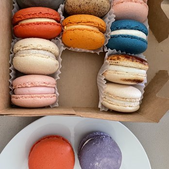 Rooftop Macarons - A dozen for $30 - Macarons Near Me - Sacramento, California Rooftop Macarons - A dozen for $30 - Macarons Near Me - Sacramento, California