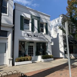 Mariana Hair Styling - We are in east hampton town at second floor of alicia and olivia store between the main street and east hampton parking. we waiting for you