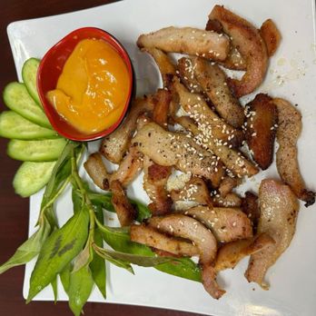 Bap’s Kitchen - Heo nướng chao - Food Court Near Me - Garden Grove, California
