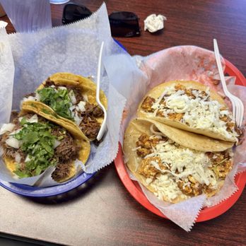 Rosita's al Pastor - Barbacoa, Birria, Chorizo/egg/cheese tacos - Mexican Near Me - Austin, Texas Rosita's al Pastor - Barbacoa, Birria, Chorizo/egg/cheese tacos - Mexican Near Me - Austin, Texas