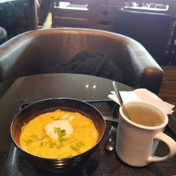 Plaza Premium Lounge - Faaaantastic laksa noodles - Airport Lounges Near Me - Mississauga, Ontario Plaza Premium Lounge - Faaaantastic laksa noodles - Airport Lounges Near Me - Mississauga, Ontario