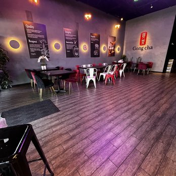 Gongcha - an empty restaurant with tables and chairs - Bubble Tea Near Me - Oklahoma City, Oklahoma Gongcha - an empty restaurant with tables and chairs - Bubble Tea Near Me - Oklahoma City, Oklahoma