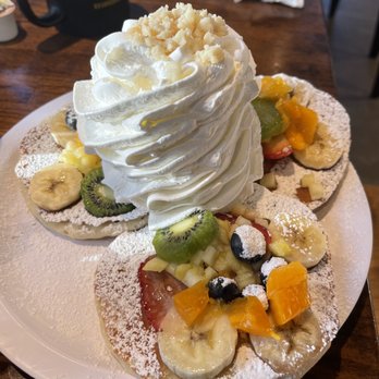 Eggs 'n Things Ko Olina - All Fresh Fruit Rainbow Pancakes - American Near Me - Kapolei, Hawaii Eggs 'n Things Ko Olina - All Fresh Fruit Rainbow Pancakes - American Near Me - Kapolei, Hawaii